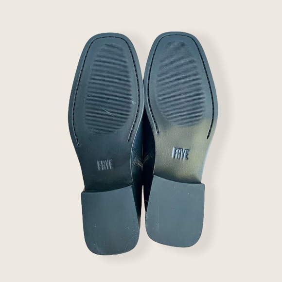 Frye River Inside Zip Classic Low Block Heel Black Square Toe Everyday AnkleBoot - Picture 14 of 16